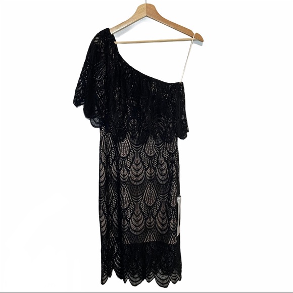 DRESS THE POPULATION Black Lace Dress - Picture 4 of 16